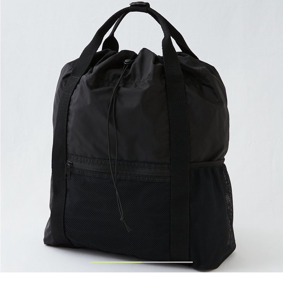 *BUNDLE* Aerie Offline Backpack & Water Bottle Bag - Picture 2 of 2